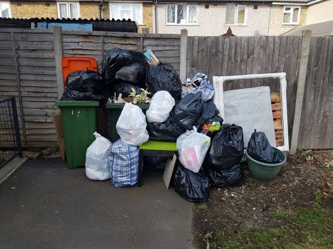 Professional flat clearance team in Tottenham